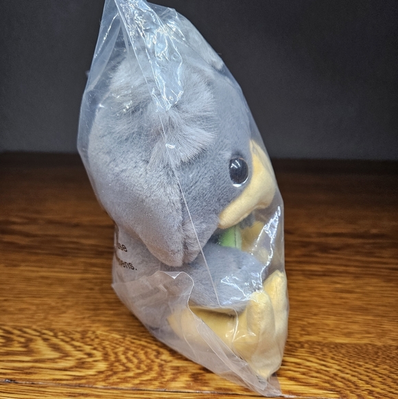 Do I Look Emused? Sassy Emu - Picture 5 of 5